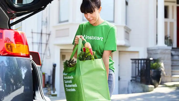为对抗亚马逊,沃尔玛宣布联手Instacart推出当日达服务