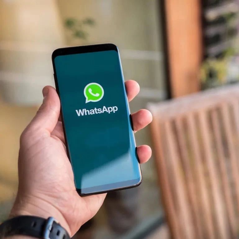 WhatsApp新增购物按钮，简化聊天界面的电商功能
