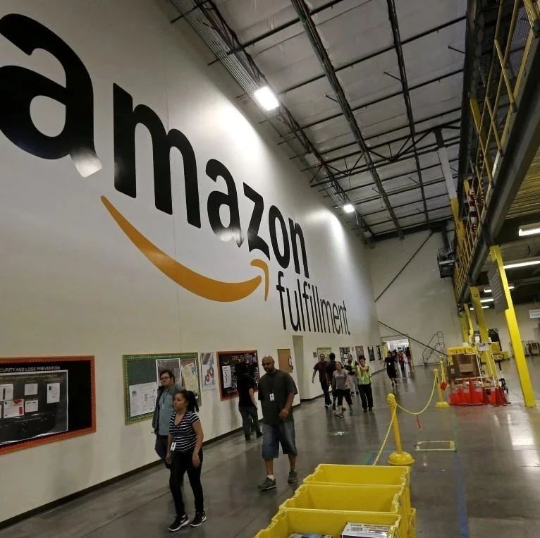 亚马逊白色星期五：仓库扩容45%，增加2000个岗位