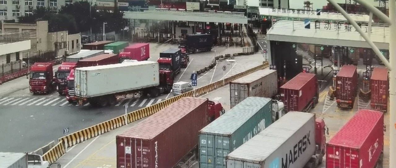 深圳盐田港堵“炸”了！节前卖家和货代双双崩溃，是爆单还是爆仓？