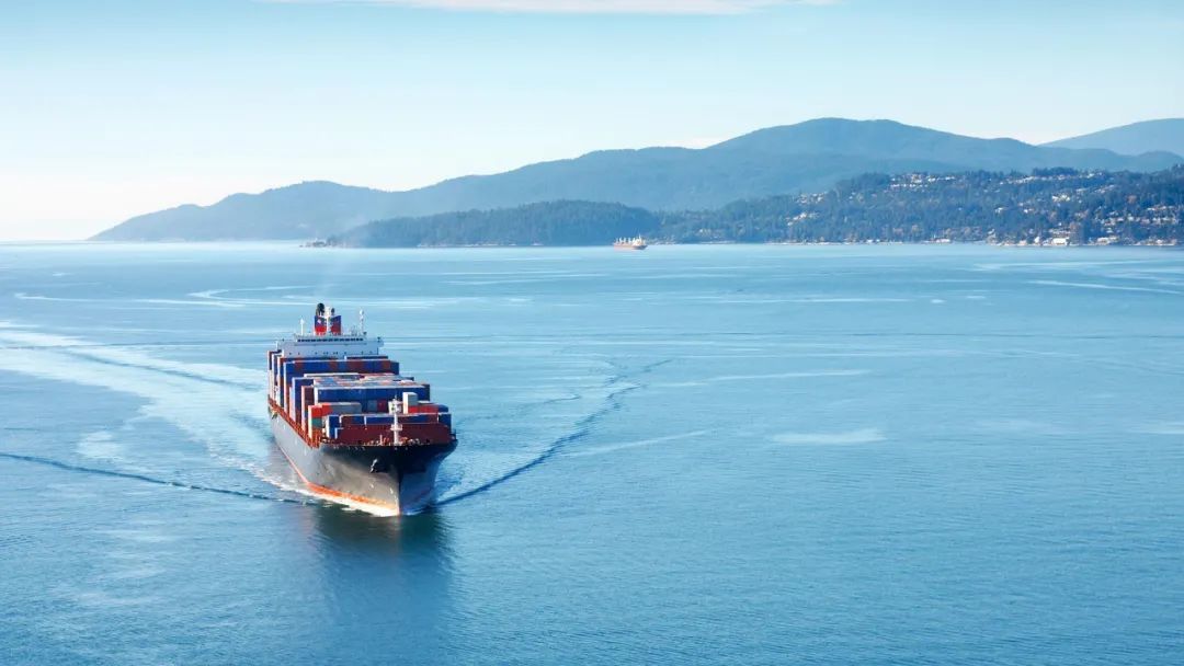 预警！多国港口拥堵瘫痪，附加费狂飙，警惕目的港弃货！这份发货建议，外贸人不要错过了！