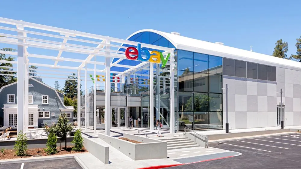 EBay: Καλύτερα του αναμενόμενου έσοδα το β' τρίμηνο, "αχίλλειος πτέρνα" οι ενεργοί αγοραστές