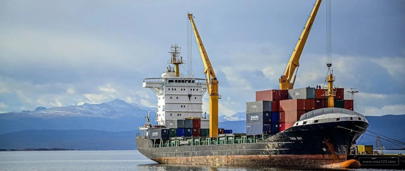 央视曝光！全球海运"高烧"不退，运费3万元涨至3万美元，外贸企业进退两难...