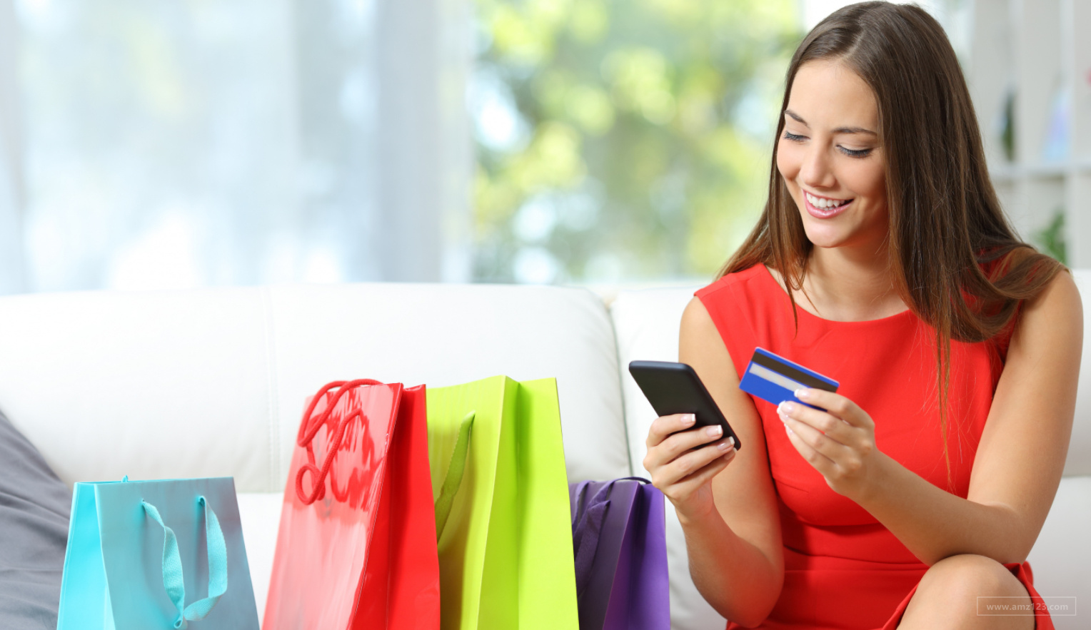 销售旺季有近60%的俄罗斯人只选择网购！服装需求最高！