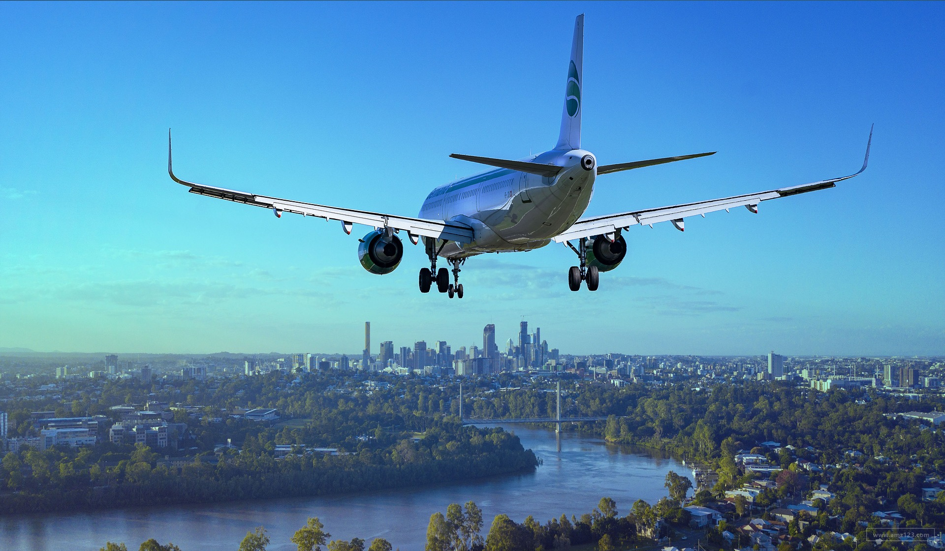 国际空运和国际快递的区别是什么？有哪些特点？