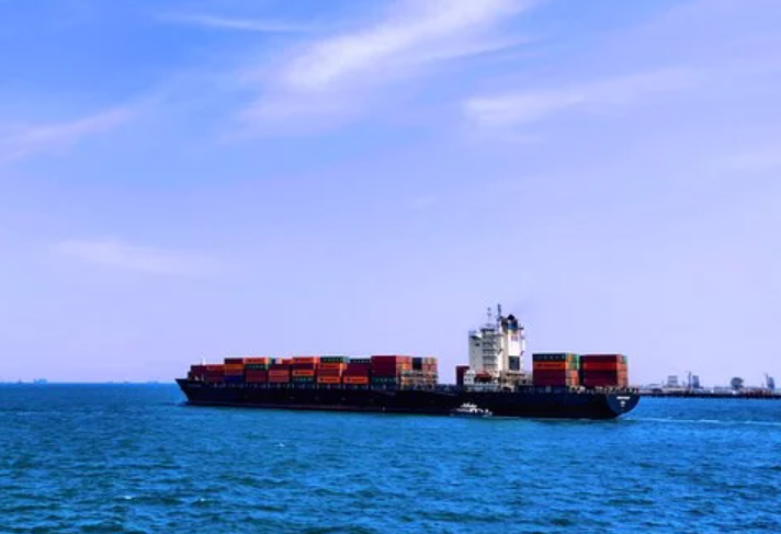 Facebook广告图片选图时应避免什么？哪种类型的图片最吸引眼球？