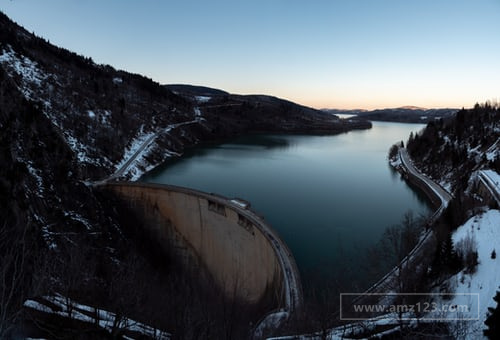 内地人在香港开公司需要什么条件？提供哪些资料？