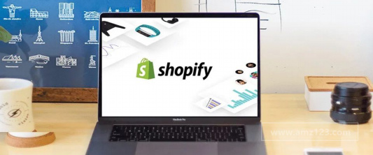 如何查看任意一个 Shopify 网站使用的主题？