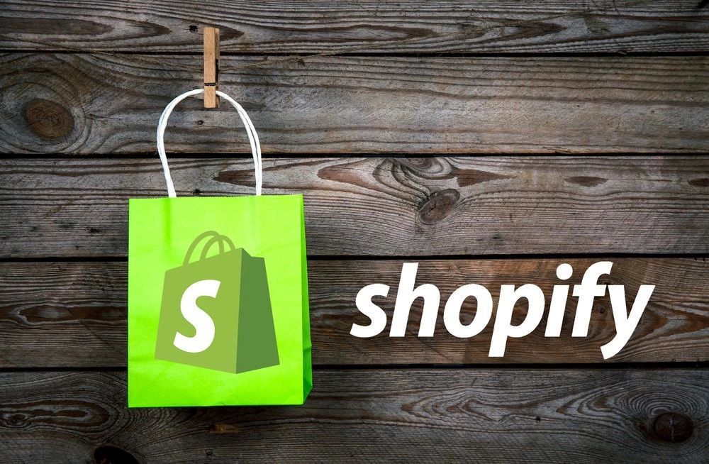美国亚马逊卖家人手一个Shopify，到底是什么来头?