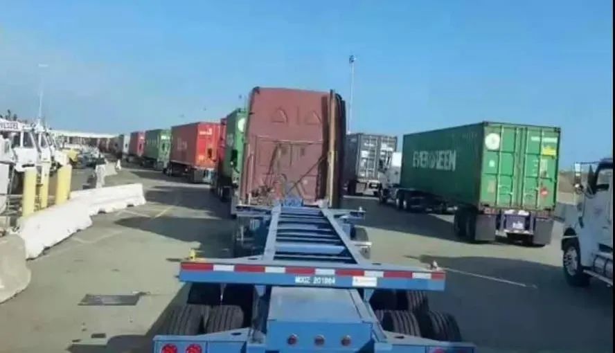 美国末端状况百出：UPS接连被抢，FedEx被亚马逊限制