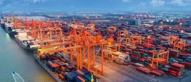 缓解码头拥堵！洛杉矶港发放750万美元补贴，奖励拉得多跑得快的集卡车！