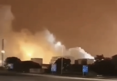 预警！上海码头突发大火；MSC一挂靠国内多个港口的集装箱船着火；宁波新增外籍船员确诊病例！