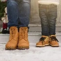 NPD：混合性的生活方式影响假期季节时尚鞋类和配件销售！