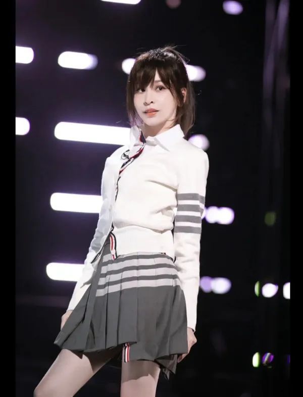 被王心凌带火的Thom Browne,如何成为明星们的时尚宠儿? 被王心凌带火的Thom Browne,如何成为明星们的时尚宠儿?