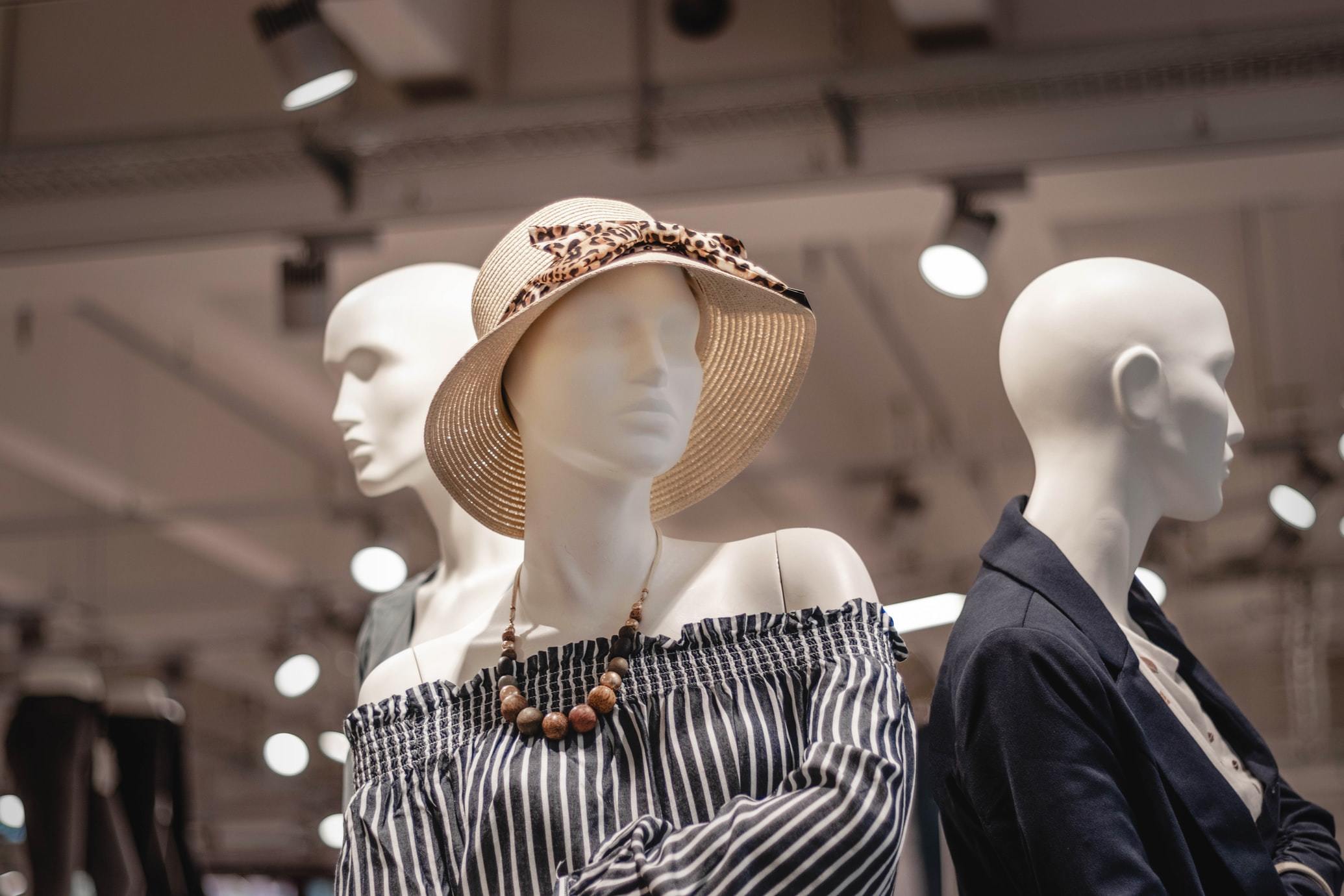 法国服装市场遭遇重创！上半年电商销售额骤减27%！