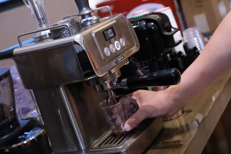 在海外深受消费者喜爱的国货咖啡机品牌HiBREW