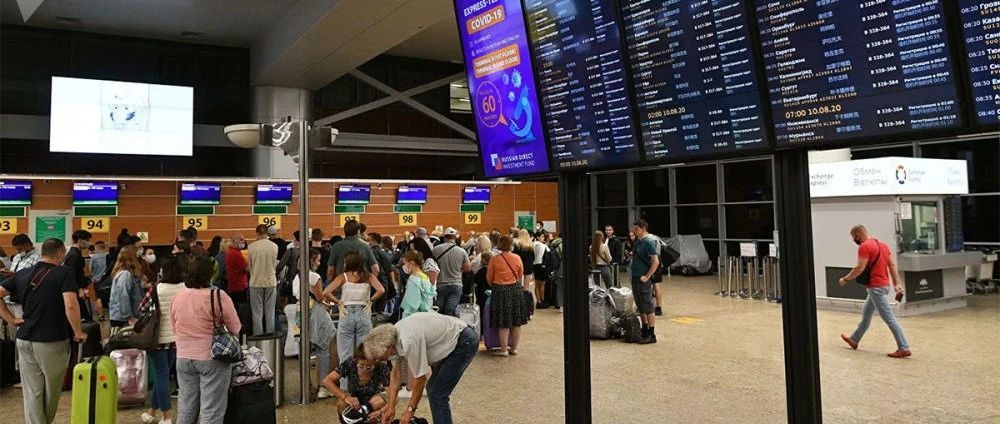 新增病例连日下降！普京与拜登达成一致，俄罗斯从1月27日起恢复与越南、印度等国航班