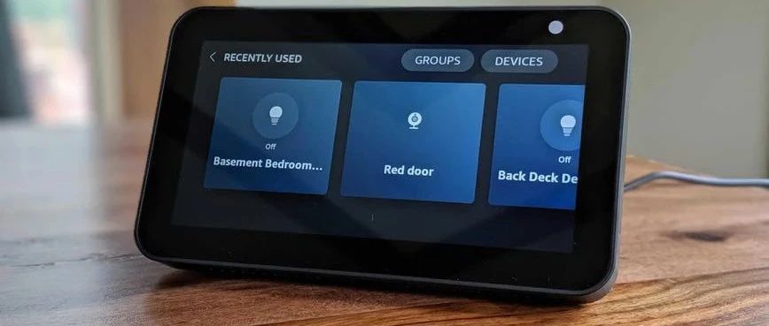 “在测评群发个贴，100多条评论，都是中介......”