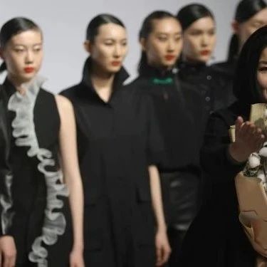 中国纺织品进出口商会副会长：中国对俄罗斯纺织服装出口累计增长近6倍