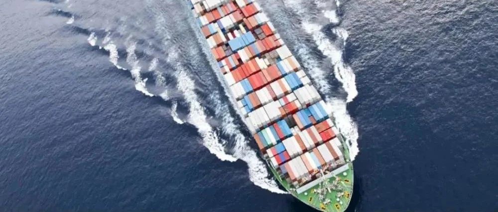 疯涨！海运价格“高烧不退” ，两周内飞涨2000美元！