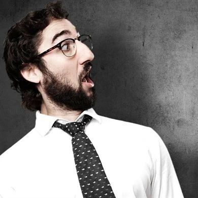 突发！巨轮爆炸！1486个集装箱被焚！