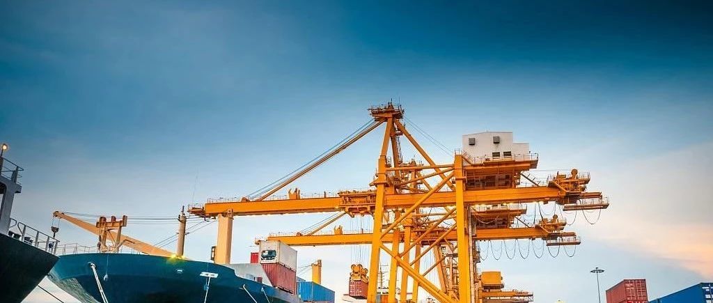 运价“疯了”！7月各船司继续涨价！外贸人物流人苦不堪言...