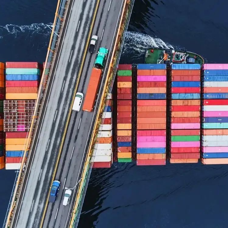 越急越买，越买越堵！海运拥堵依旧，卖家如何拯救假日销售旺季？