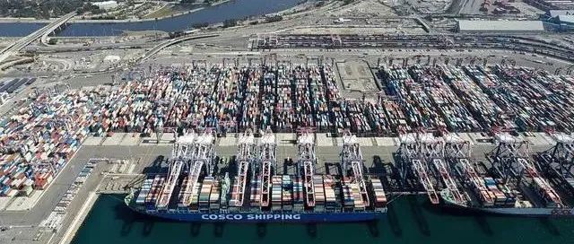 新增附加费，$100/天/柜！洛杉矶港、长滩港将对滞留集装箱征收新的附加费