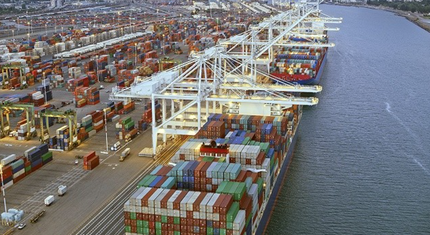继洛杉矶长滩港，美国又有两个集装箱码头发布收费规定！！！