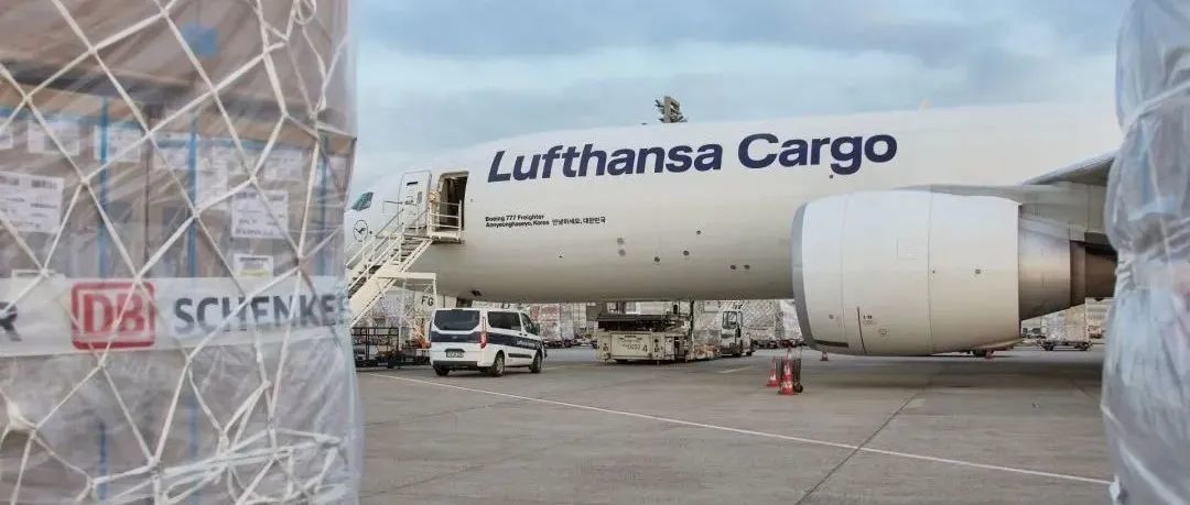 利好！美国时隔20个月重新开放边境，新的需求刺激航空公司增加运力