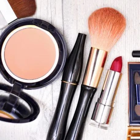 复制一个完美日记有多容易？