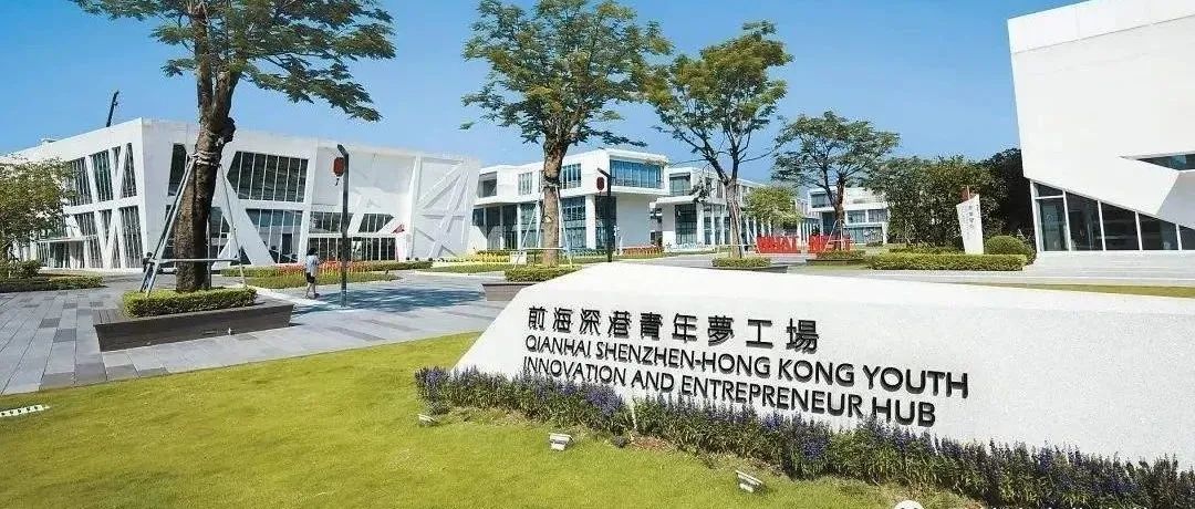 在亚马逊上卖成人用品的小明