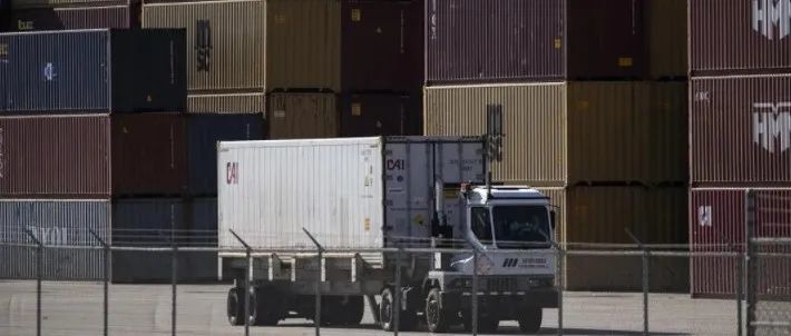 最新，滞箱费再次暂停！亚洲至洛杉矶多条航线大调整，你的船被取消了吗？