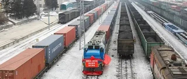 俄媒：俄中边境口岸限制接收非集装箱货物将影响大量俄对华出口商品
