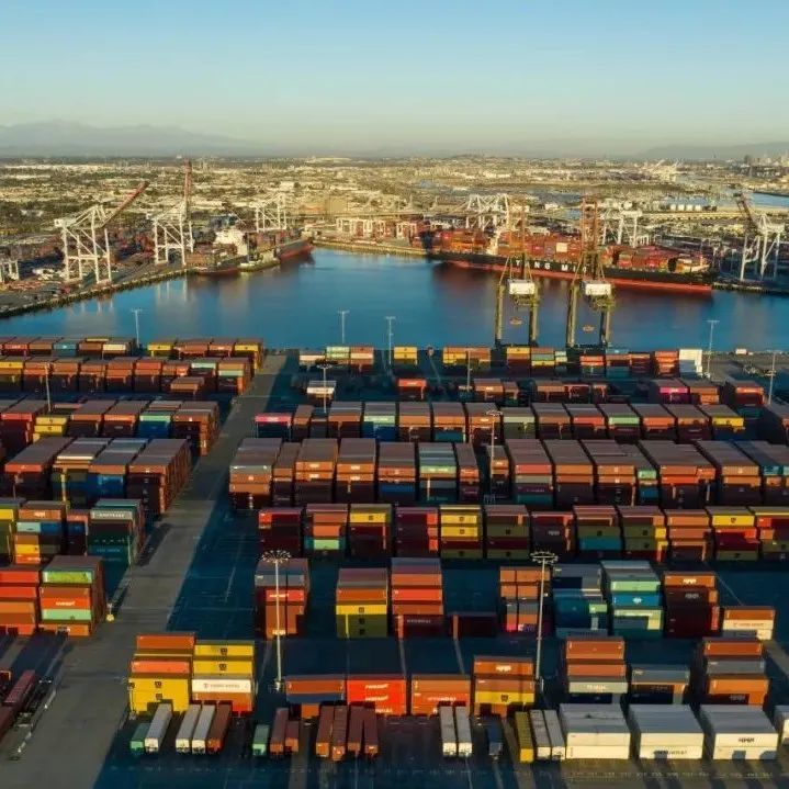 洛杉矶港口向海运承运商施压以更快地移除滞留的空集装箱