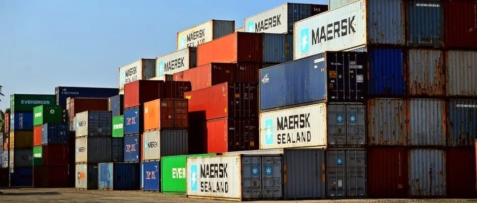 拖车提前收工！货代截单时间提前，100多艘船仍等待靠泊洛杉矶和长滩港......