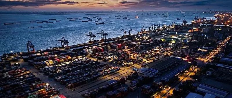 活见久，欧元跌进6字头，你赚的钱又变少了...连续8年，两会热议跨境电商，都说了什么