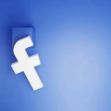 更新群组功能、推出新的直播审核机制，「Facebook」又迎来两项更新