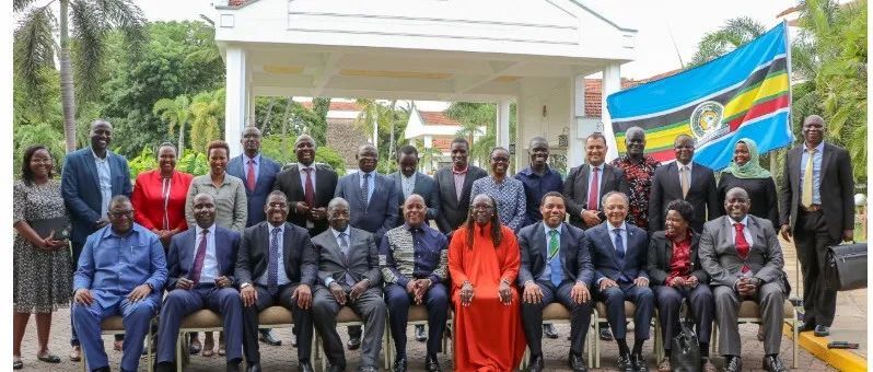 预警！这些国家统一征收35%进口税！影响家具、陶瓷、服装等大量产品！