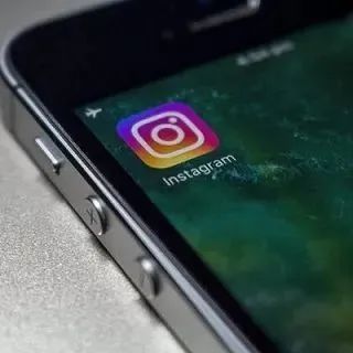 这是「Instagram」最失败、最短命的一次尝试