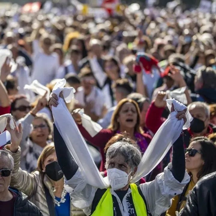 出货请注意！该国卡车司机将无限期大罢工！运输或受影响