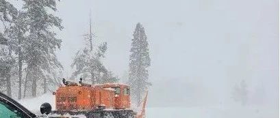 美国暴风雪来袭！航班大面积停飞空运价格暴涨、派送都将有所延误......