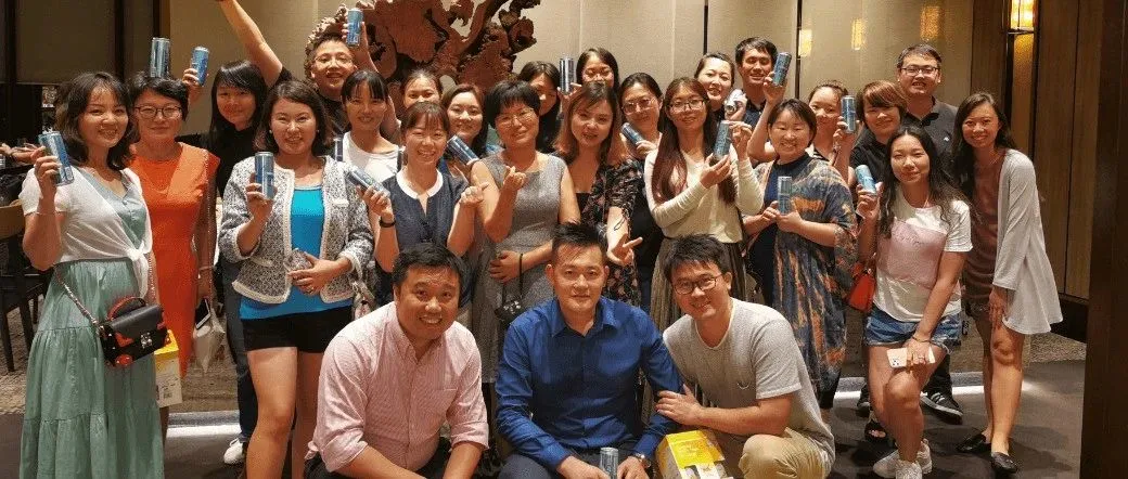 七五热点 | 复旦校友在东南亚做社区团购，把WEBUY送上纳斯达克