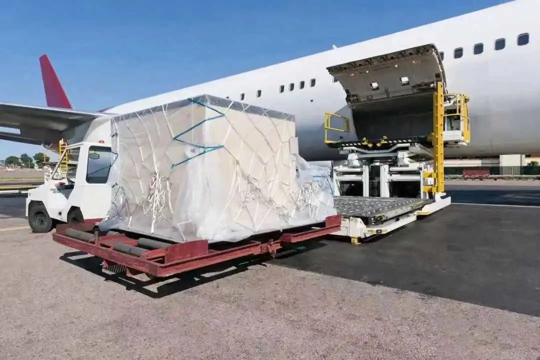 想快又省钱？美国空运海运怎么选？
